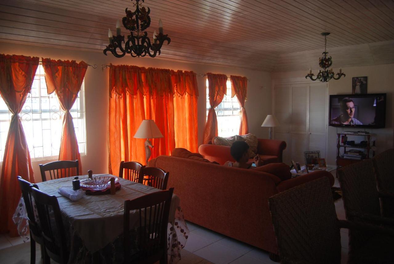 Sue'S Homestay Christ Church Esterno foto
