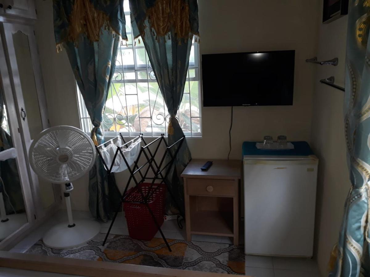 Sue'S Homestay Christ Church Esterno foto